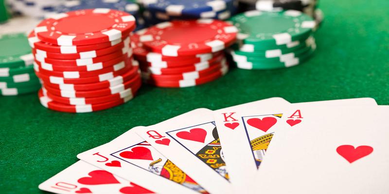 Kỹ thuật trong luật chơi poker hiệu quả cao từ các chuyên gia 